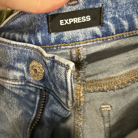 Express Women's 90s Skinny High Rise Distressed Jeans Size 8/Small Light Wash - Picture 2 of 4
